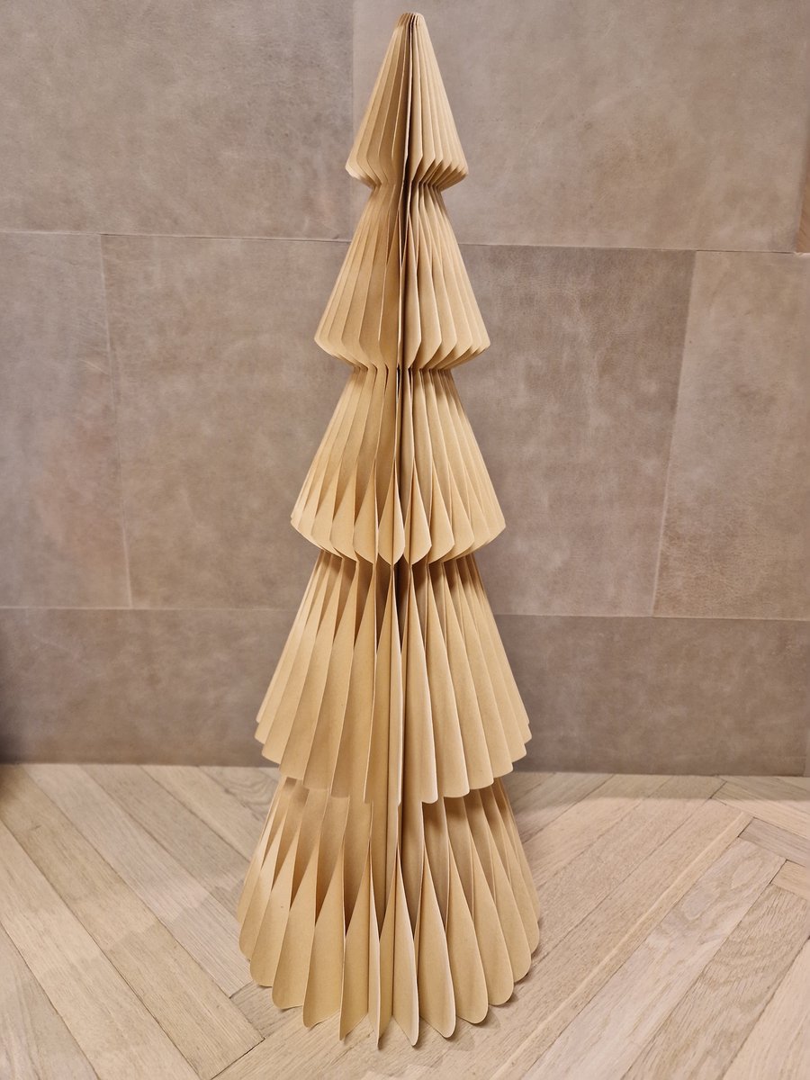 Decoratieve papieren kerstboom met magneet - zandkleur - 70cm