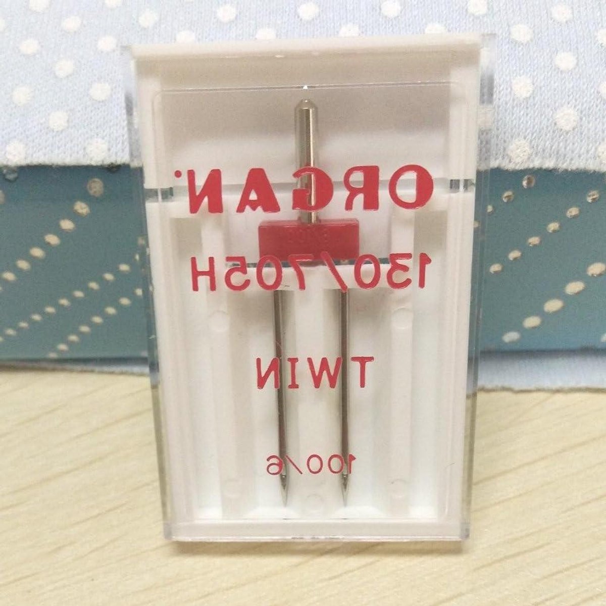 Naaimachine Naald - Dubbele Naald - Decoratief Naaiwerk - Kogelpunt Ontwerp - 100/6 MM - Zilver