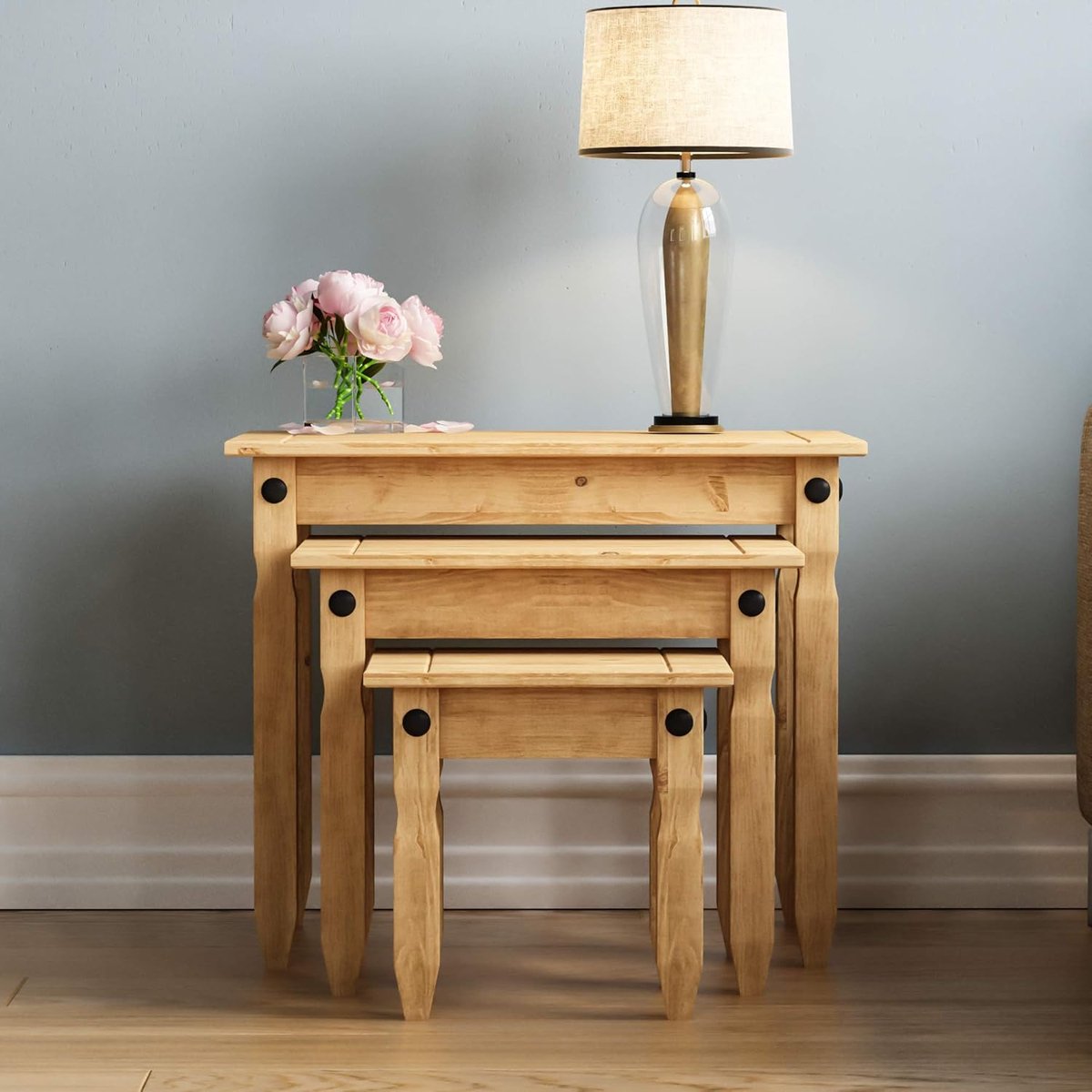 Bijzettafel set van 3 massief hout – nesttafels in grenenhout 66x44x54 cm – landelijke bijzettafels in vintage look voor woonkamer – Urbanhome