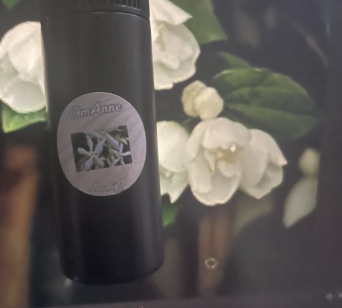 Talkpoeder Jasmijn (in handige niet al te grote strooibus) 100 gr. Puur Natuur!! van OmAnne Prijs inclusief verzending!!
