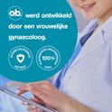 Gynaecologe met tablet, met iconen 'gynaecologisch getest' en '100% plantaardige absorberende kern'.