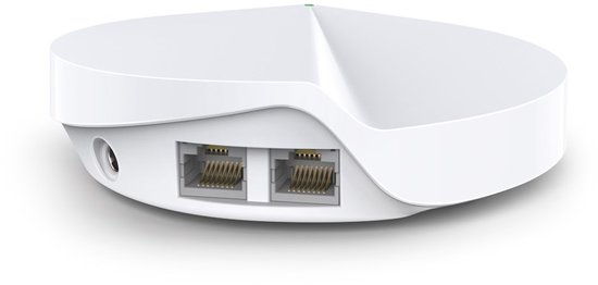 Achterkant van een wit, rond TP-Link Deco M5 mesh wifi-apparaat met twee ethernetpoorten en een stroompoort.