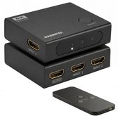 Zwarte Marmitek HDMI-switch met '8K ULTRA HD' aanduiding, selectieknop en 3 inputpoorten aan de voorzijde. Ook een afstandsbediening.