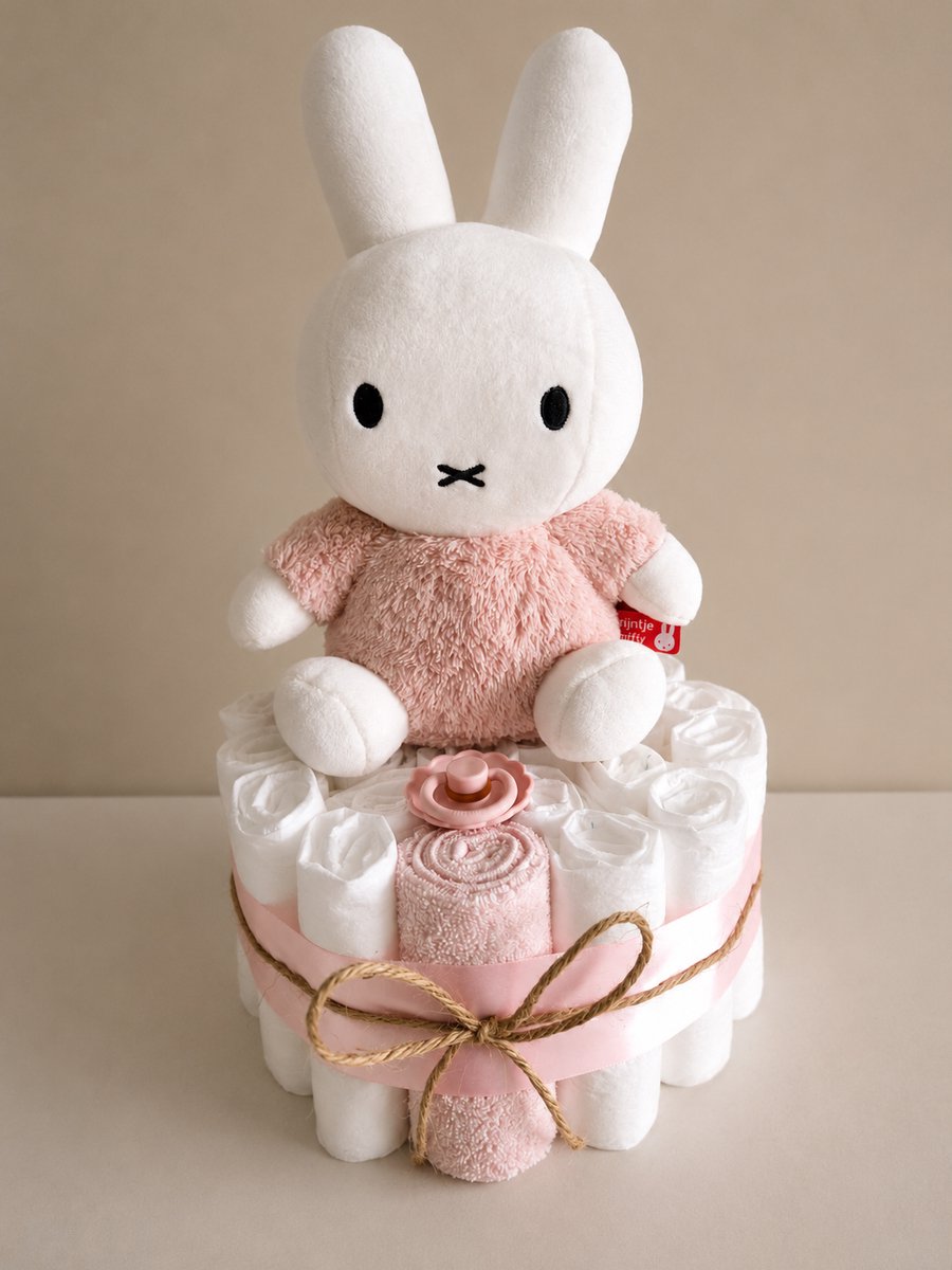 Luiertaart Nijntje Fluffy Pink - babyshower - kraamcadeau