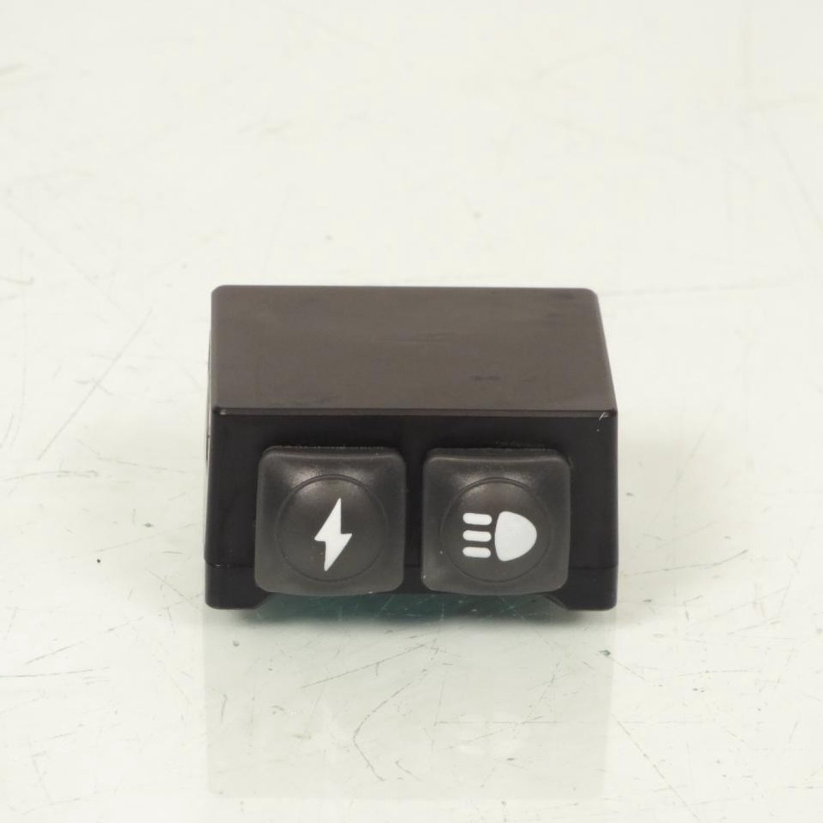 Télécommande a batterie de remplacement pour feu additionnel ECOBENE KD50 USB C
