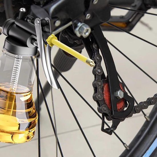 Hogedruk oliespuit - Oliekan - Drukspuit - Smeermiddelreservoir - Oliespuit - Geschikt voor machineonderhoud - Lagers - Onderhoud van apparaten - Transparant - 7*16 cm - 250 ml — afbeelding 4