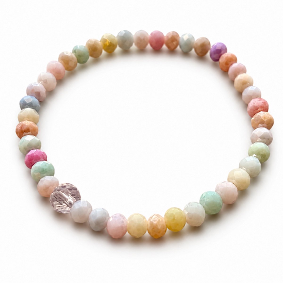 Luna-Leena duurzame kinderarmband fleur - licht pastel - L15cm stretch - facet kralen - handgemaakt in Nepal - kids bracelet - accessoires - feest - cadeau - kinderfeestje - verjaardag - armband - sieraad