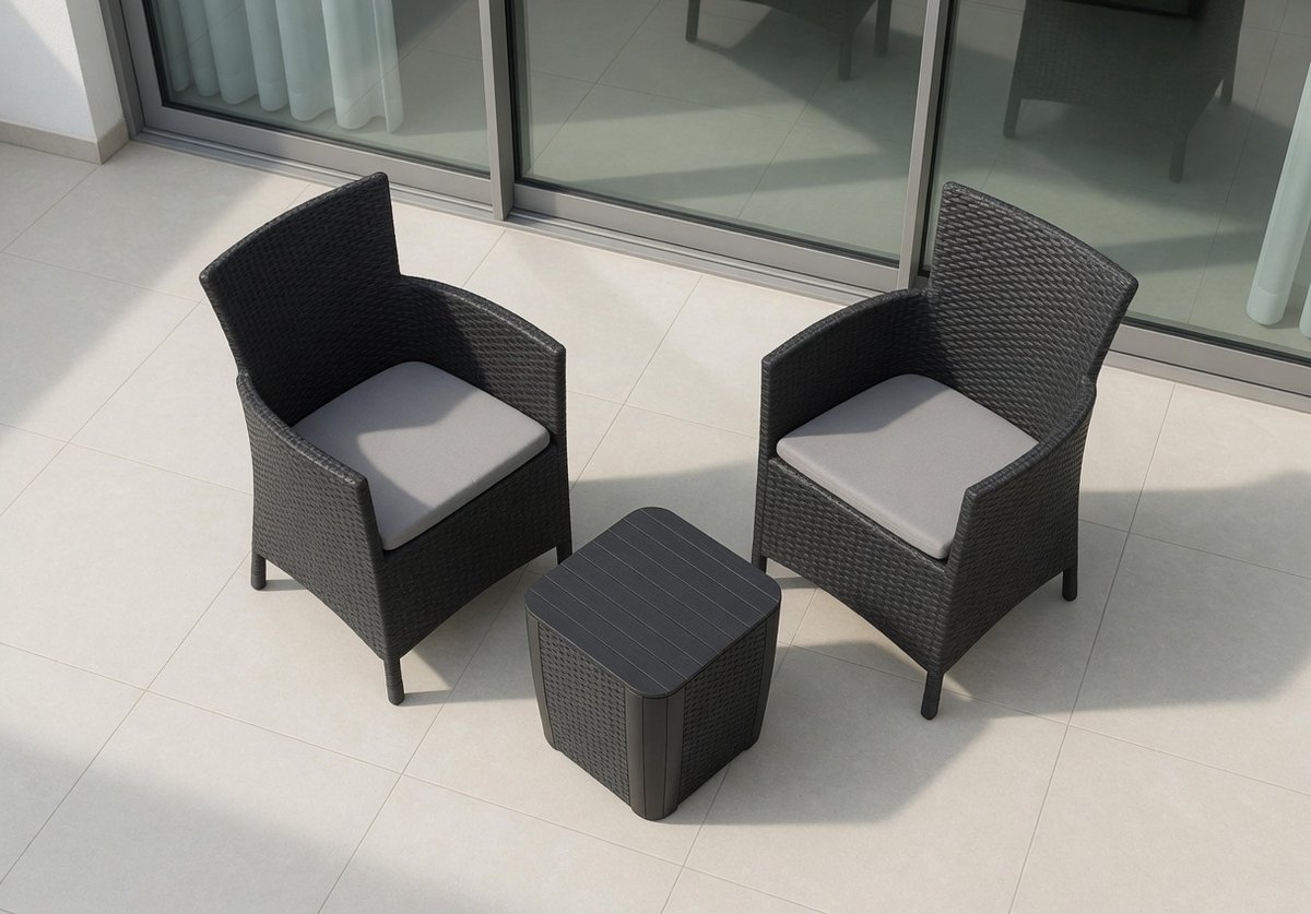 Bistroset Balkon 3-delig – Compacte Rotan Loungeset met 2 Stoelen + Tafel – Inclusief Kussens – Weerbestendig & UV-bestendig – Ruimtebesparend Balkonmeubel – Grafietgrijs | Mobili Bella