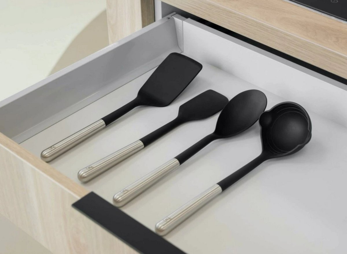 Remoska® Spatel - Keukenspatel Set - Roestvrijstaal / Siliconen Spatel - BPA vrij - Bakspatel & Kookspatel - Non Stick Keukengerei - Voor Bakken & Koken - RVS/Zwart - R92003