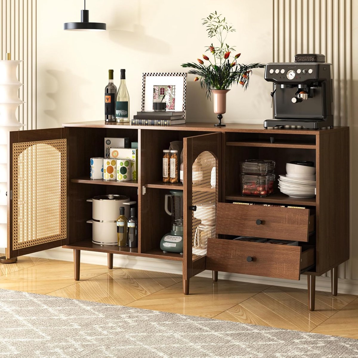 Dressoir met Rattan Deuren 130 x 40 x 75,5 cm – Landelijke Opbergkast met Verstelbare Planken en Magnetische Sluiting – Houten Sideboard in Natuurlijke Timber Look voor Woonkamer, Eetkamer en Hal – Dader