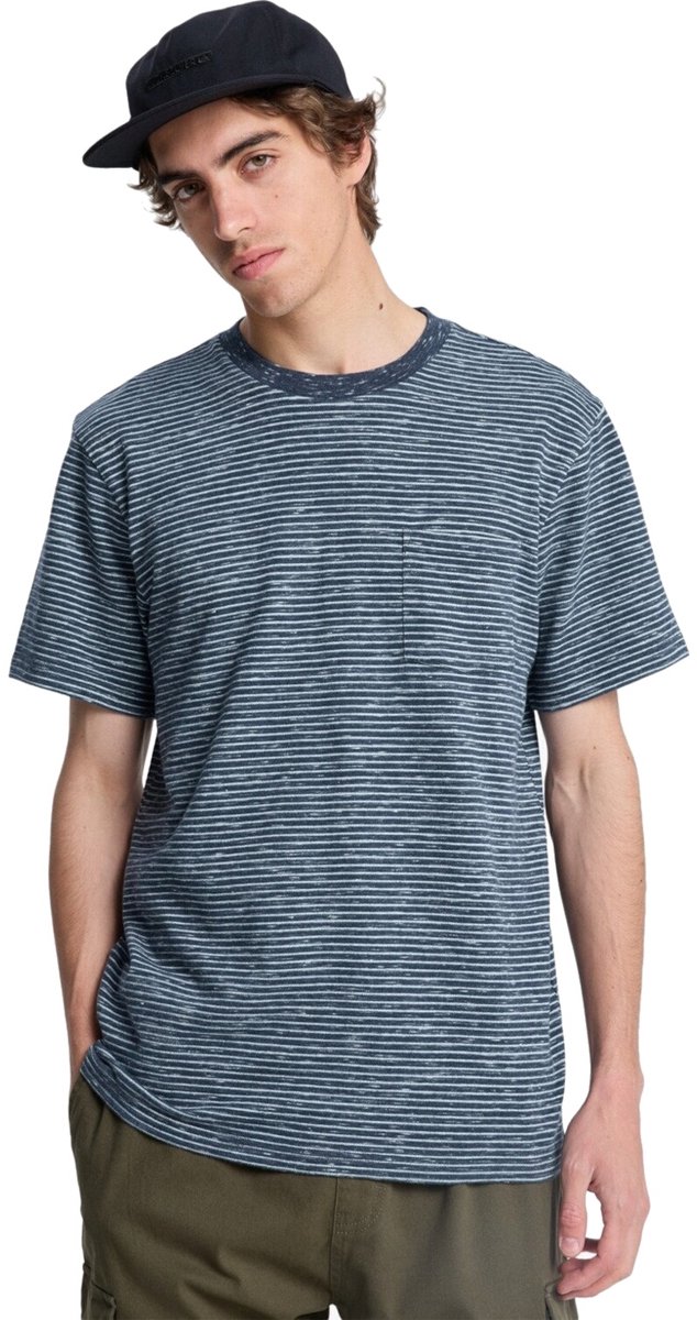 Quiksilver Lopaz Striped Ss Pocket Heren T-shirt Eqykt04414-ktp3 Kleur Blauw
