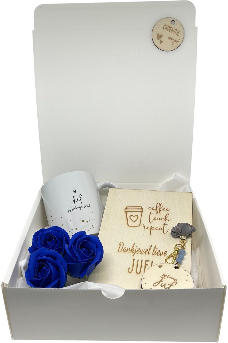 Geschenkbox Juf | Blauw | MOK | favoriet | zeepbloemen | liefste juf | einde schooljaar | kleine attentie | de liefste ben jij | topper | cadeau | liefste Juf | juffencadeau