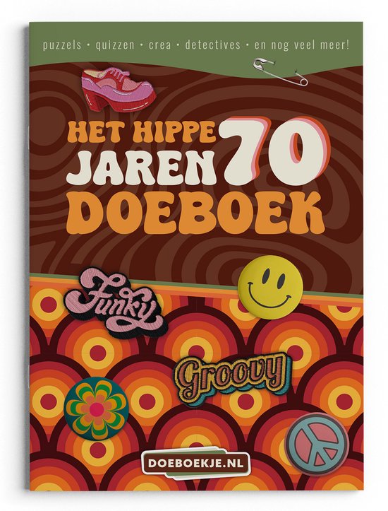 Het Hippe Jaren 70 DoeBoek met retro cirkels, patches met "Funky" en "Groovy", een smiley en een vredesteken.
