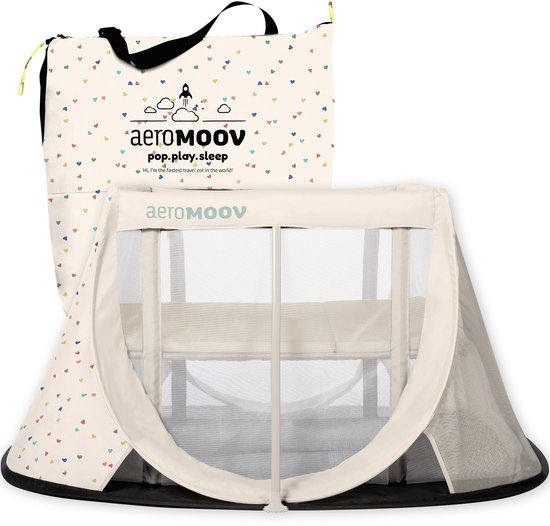 AeroMoov Campingbedje / Reisbedje met matras - voor baby én peuter - met bodemverhoger - Opgezet in 2s - Confetti Hearts