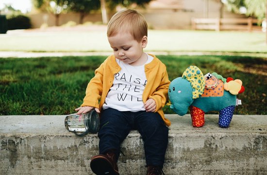 Nuby 360° Wonder Cup met Handvatten in Tritan 6+m Grijs 240 ml van Nûby — afbeelding 4