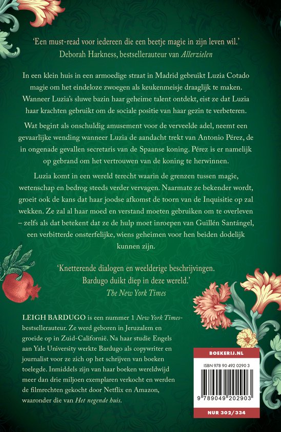 Achterkant van het boek 'The familiar' met tekst over de auteur en het verhaal, en een bloemmotief.
