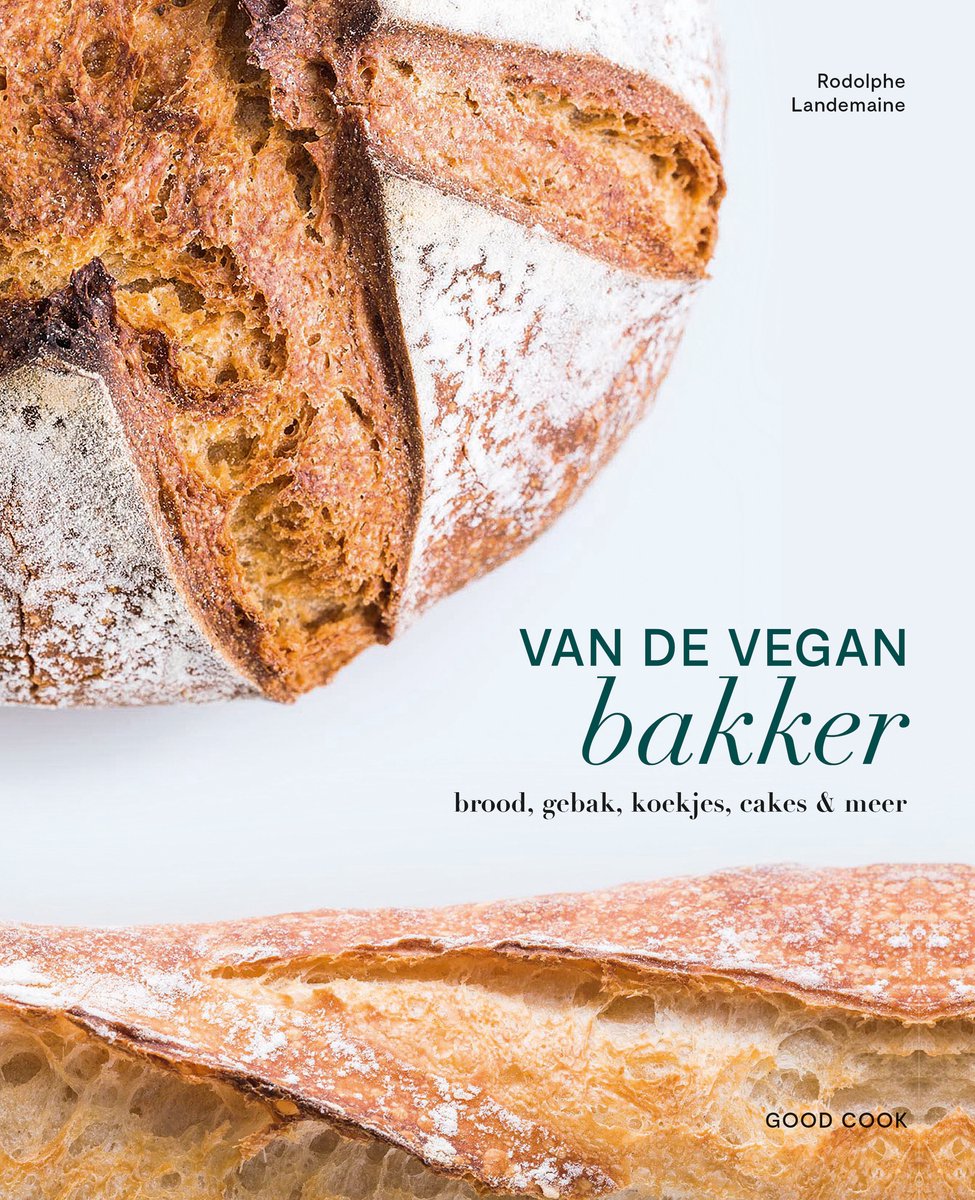 Close-up van een rustiek veganistisch brood met een dikke korst en bloem.
