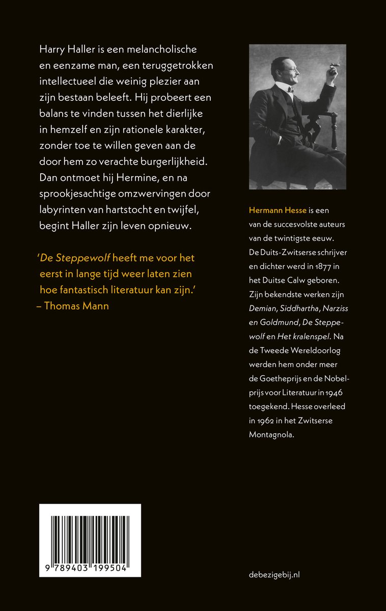 Hermann Hesse, auteur van De Steppewolf, in zwart-wit kleding.