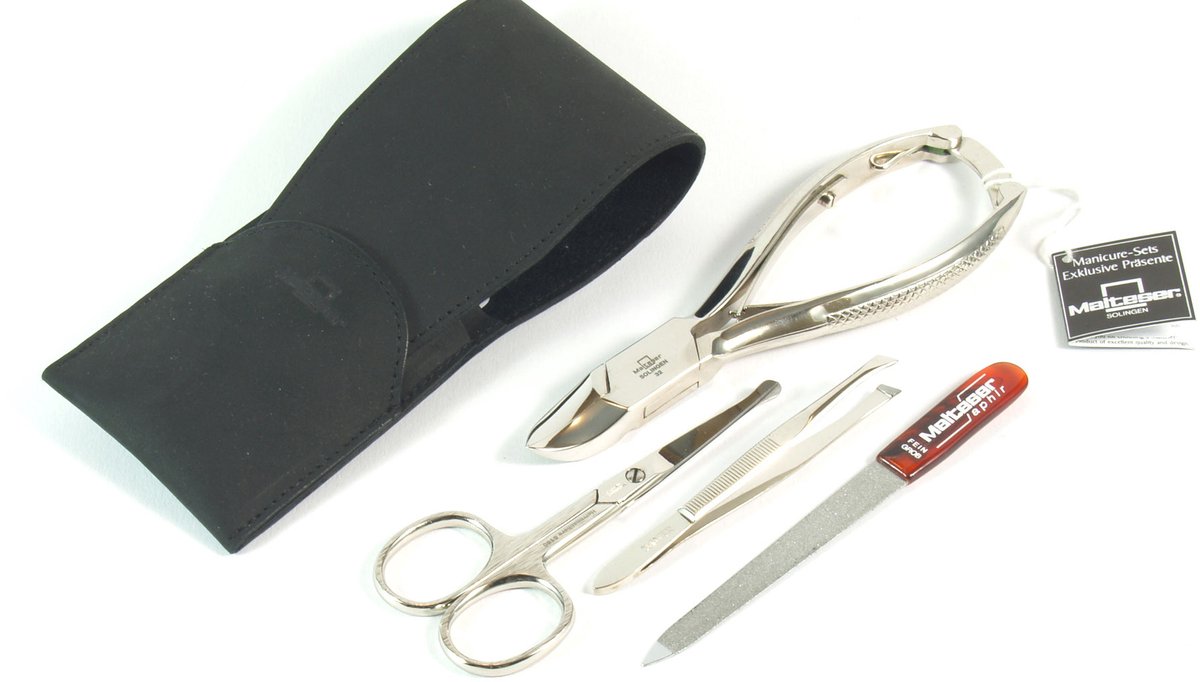 Goedkoopste Malteser Zaketui 4-delig nagels en gezichtshaar zwart leer 1 stuks