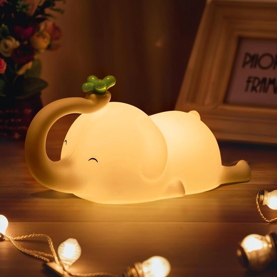 Nachtlampje In De Vorm Van Een Panda, Oplaadbaar, Van Siliconen Zevenkleurig Met Timer En Dimfunctie Tactiel Licht Nachtlampje In De Vorm Van Een Panda, Oplaadbaar, Van Siliconen Zevenkleurig Met Timer En Dimfunctie Tactiel Licht