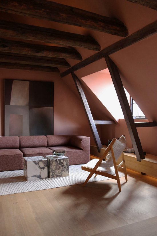 Table d'appoint cubique Plinth d'Audo Copenhagen 40x40 Gris Galaxy