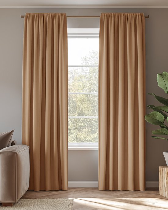 HOOMstyle kant en klaar gordijn met haakjes - Verduisterend - Met Plooiband - 140x270cm - Terra / Roest