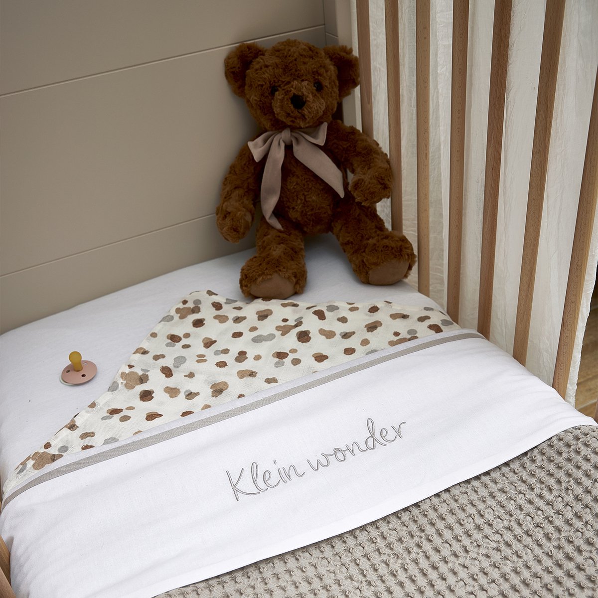 Meyco Baby Wafel Teddy ledikant deken - greige - 100x150cm - 2.0 TOG – foto 8