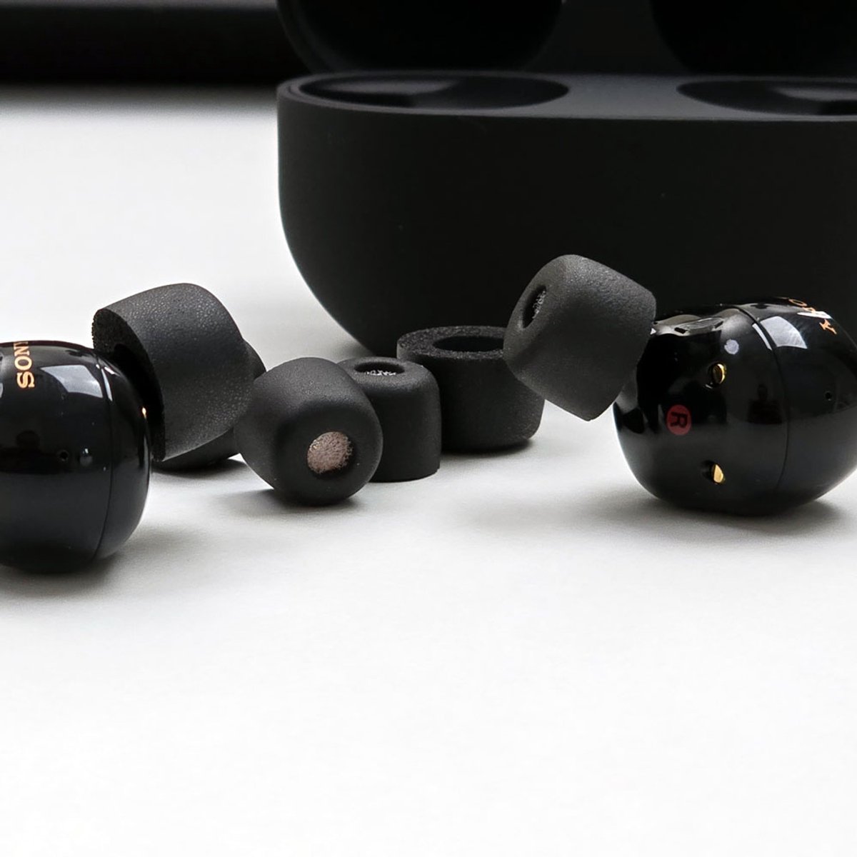 Foam eartips geschikt voor Sony WF-1000XM5 - 6× Small - memory foam opzet oortjes - foamigo® – foto 4