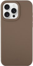 Bruine siliconen backcover voor iPhone 13 Pro Max met verhoogde cameraring.