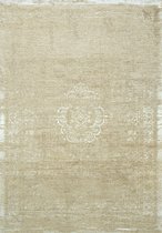 Louis de Poortere Fading World Medallion Milk Curry 9672 vloerkleed - maat 200 x 280 cm
