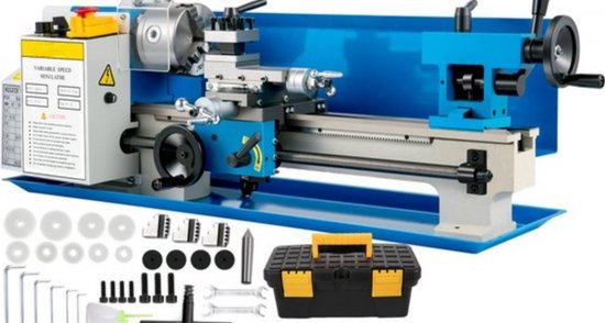 Blauwe en witte mini metaaldraaibank met diverse accessoires waaronder een gereedschapskist.