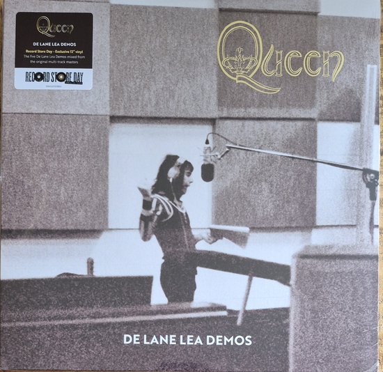 Albumhoes met een sepiafoto van Freddie Mercury die zingt in een opnamestudio. Tekst 'DE LANE LEA DEMOS'.