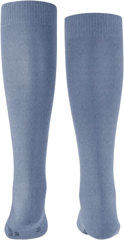 Blauwe kniekousen van Falke. Een paar kniekousen bij elkaar.