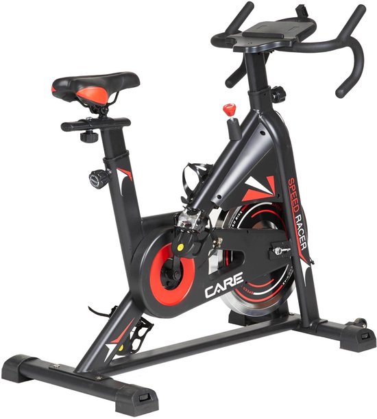 Zwarte spinningfiets met rode details en het "CARE" logo.