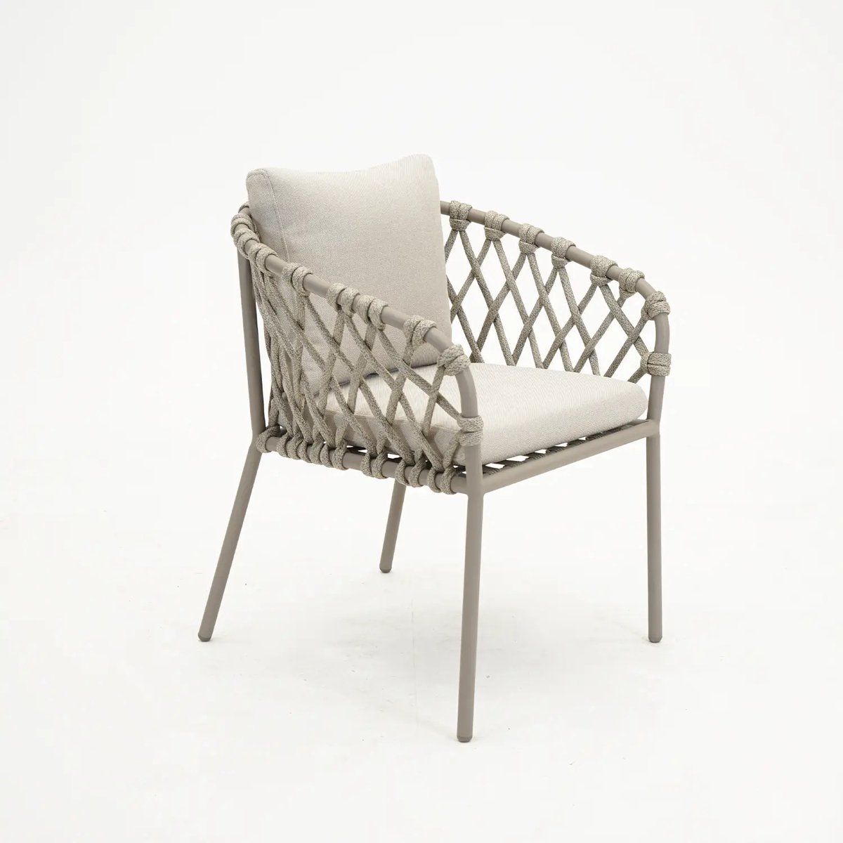 VITA - Dining tuinstoel Tanami - Beige - Weersbestendig rope - Olefin stof - Met zit en rug kussens - Met slijtdopjes - Mooi organisch vorm gegeven - Past onder elke tafel - Vita tuinmeubelen