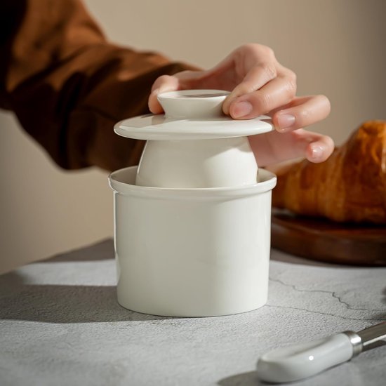 Beurrier à Eau Beurrier En Porcelaine Pour 250 G De Beurre, Avec Couvercle En Bois, Blanc Beurrier Ceramique Beurrier à Eau Beurrier En Porcelaine Pour 250 G De Beurre, Avec Couvercle En Bois, Blanc Beurrier Ceramique