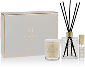 Bol.com Cadeaupakket | Riverdale | Geurstokjes Geurkaars & Spray | Boutique small | Geschenkset | Lily & Green Tea aanbieding