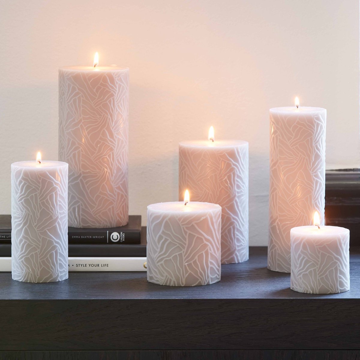 Riverdale Kaars Wave 9x9cm lichtgrijs