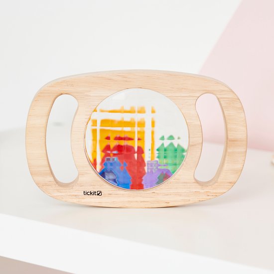 Kaléidoscope en bois avec deux poignées présentant des motifs multicolores.