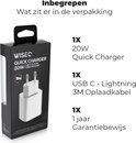 Verpakking van WiseQ 20W snellader, 3 meter USB-C naar Lightning kabel en 1 jaar garantiebewijs.