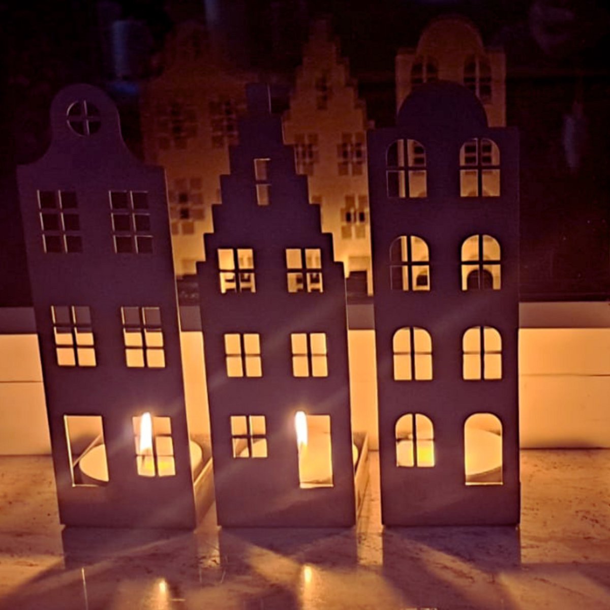 Capra Design Waxinehuisjes – set van 3 – Cortenstaal decoratie – Sfeervol – Grachtenhuisjes
