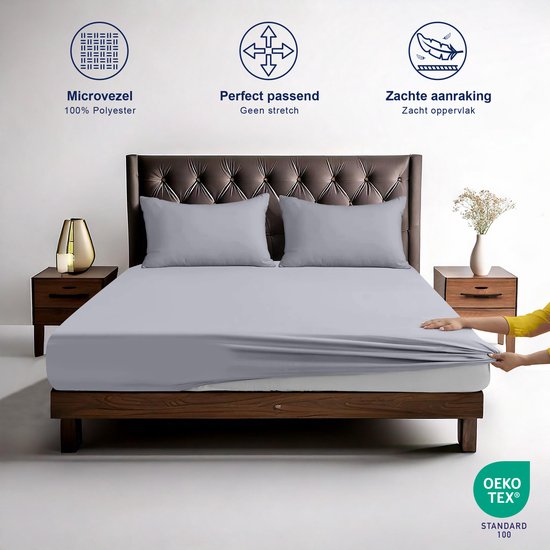 Drap plat gris sur un lit, 100% microfibre polyester, ajustement parfait et doux.