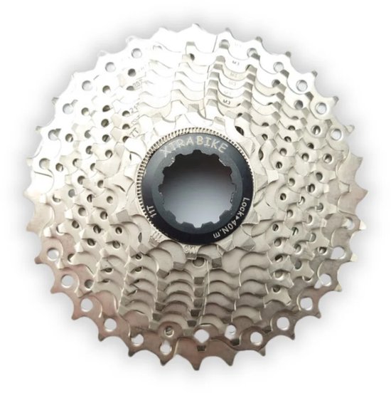 Xtrabike 10-speed cassette, 11-32 tanden, zilverkleurig metaal, met 'Xtrabike' en 'Lock 40N m' in het midden.