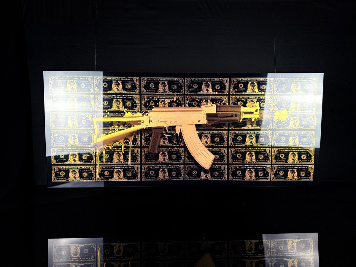 blackarts AK47 X DOLLAR EDITION schilderij op plexiglas 120x50cm golden zwart
