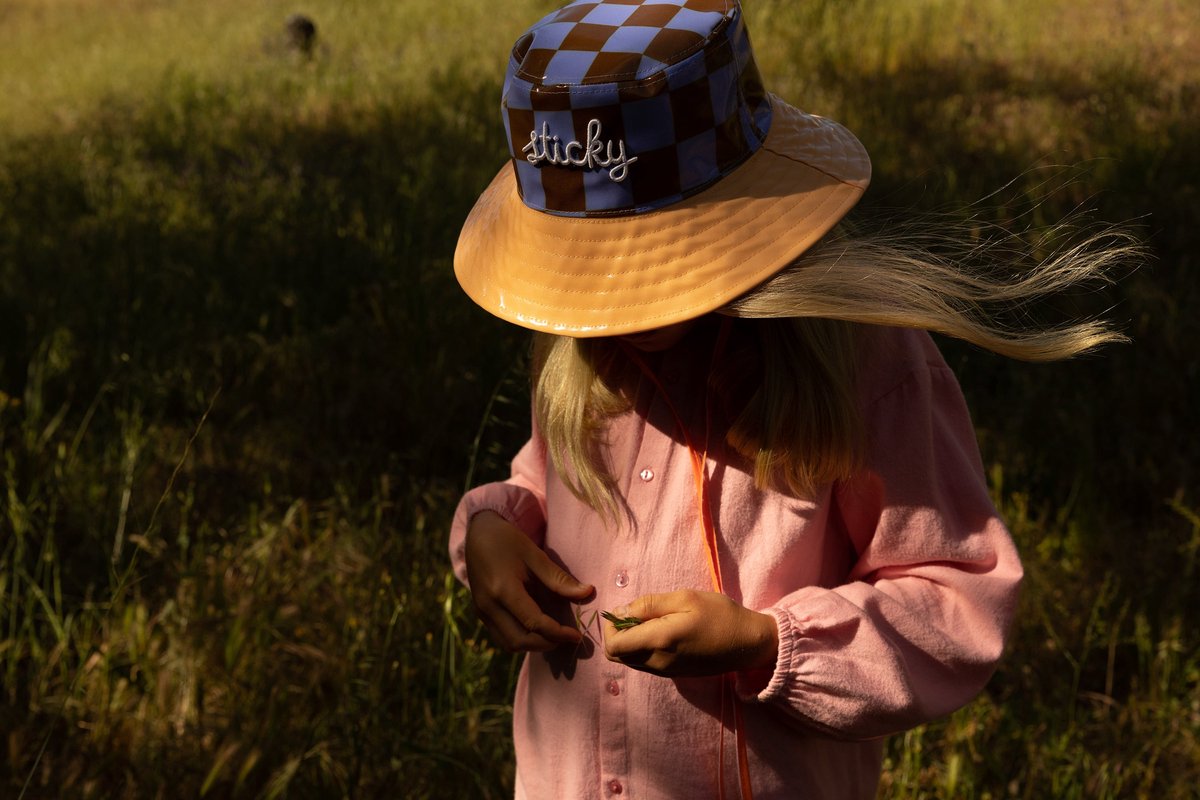 Sticky Lemon - regenhoed - boerderij - aarde groen + bloeiend paars