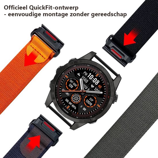 Een zwart sporthorloge met een digitale wijzerplaat, omringd door drie QuickFit-bandjes in oranje, donkerblauw en grijs.