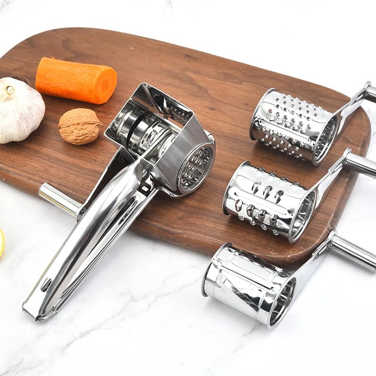 WiseGoods Premium Kaasmolen - Multifunctionele Kaasrasp Voor Harde Kaas - 3 Snijvlakken - RVS Keukengerei - Rasp Molen - Koken