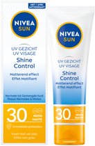 NIVEA SUN Face Shine Control Zonnebrand Gezicht - SPF 30 - Matterend Effect - Zonnebrandcrème - 50 ml
