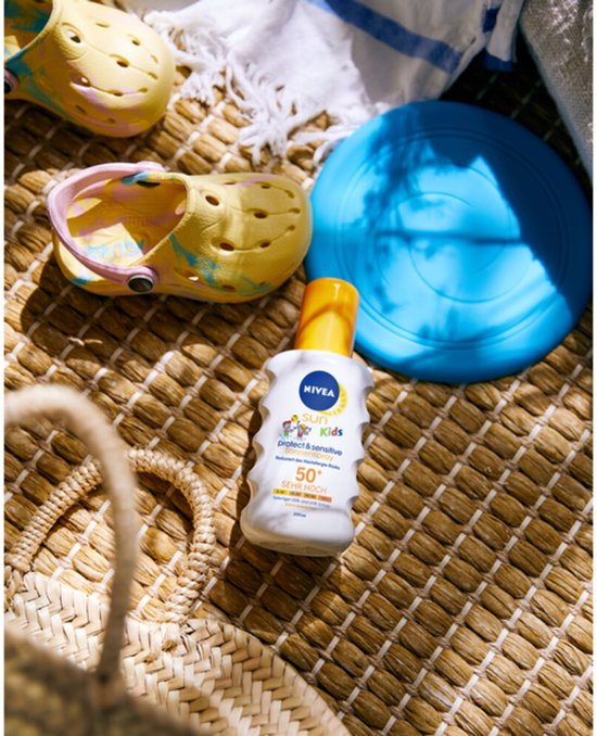 NIVEA SUN Babies & Kids Sensitive Zonnebrand Spray SPF 50 - Zonnebrandcrème voor Gevoelige huid - 200ml