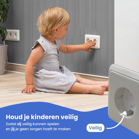 Kind in grijze jurk bij stopcontact, met beschermkapjes in de buurt. "Houd je kinderen veilig".